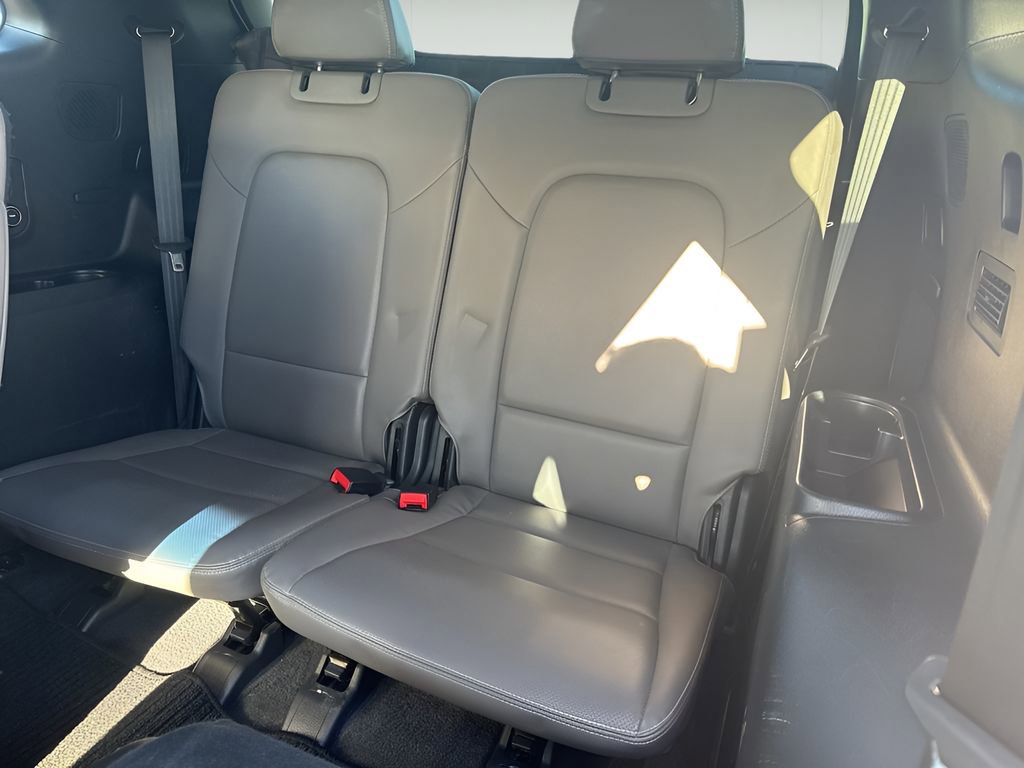 Used 2019 Hyundai Santa Fe XL FWD image 14