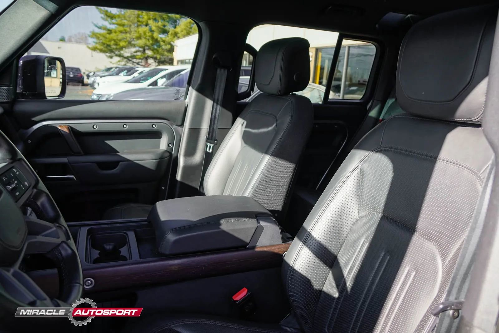 Used 2020 Land Rover Defender 110 X image 15