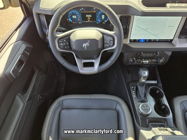 New 2026 Ford Bronco Outer Banks AWD/4WD image 9