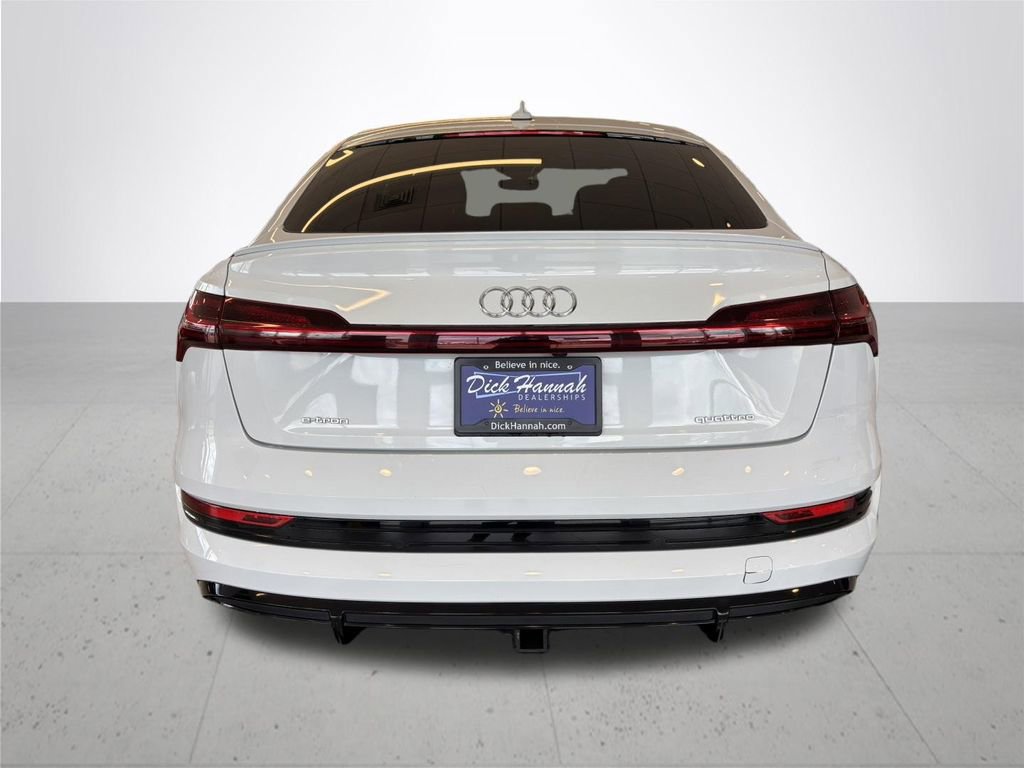 Used 2021 Audi e-tron Premium Plus w/ Premium Plus Package AWD/4WD image 8
