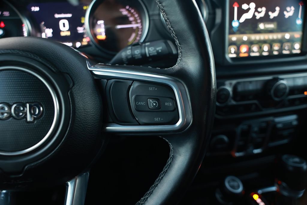 Used 2021 Jeep Wrangler Unlimited Sahara w/ Cold Weather Group AWD/4WD image 25