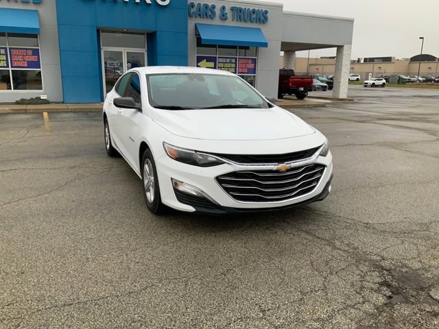 Used 2024 Chevrolet Malibu LS image 4