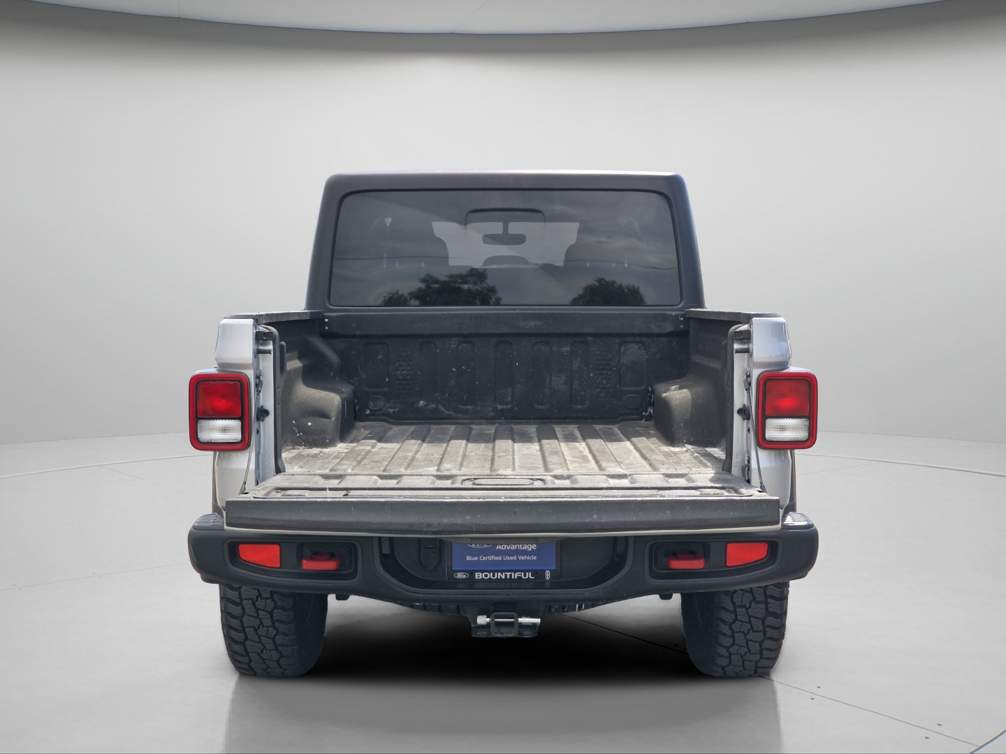 Used 2022 Jeep Gladiator Rubicon w/ Trailer Tow Package AWD/4WD image 18