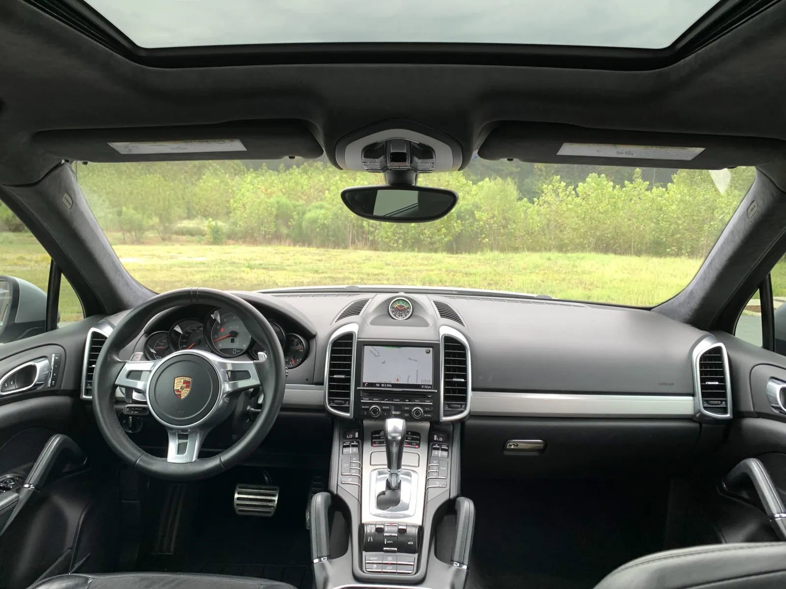 Used 2013 Porsche Cayenne GTS image 10