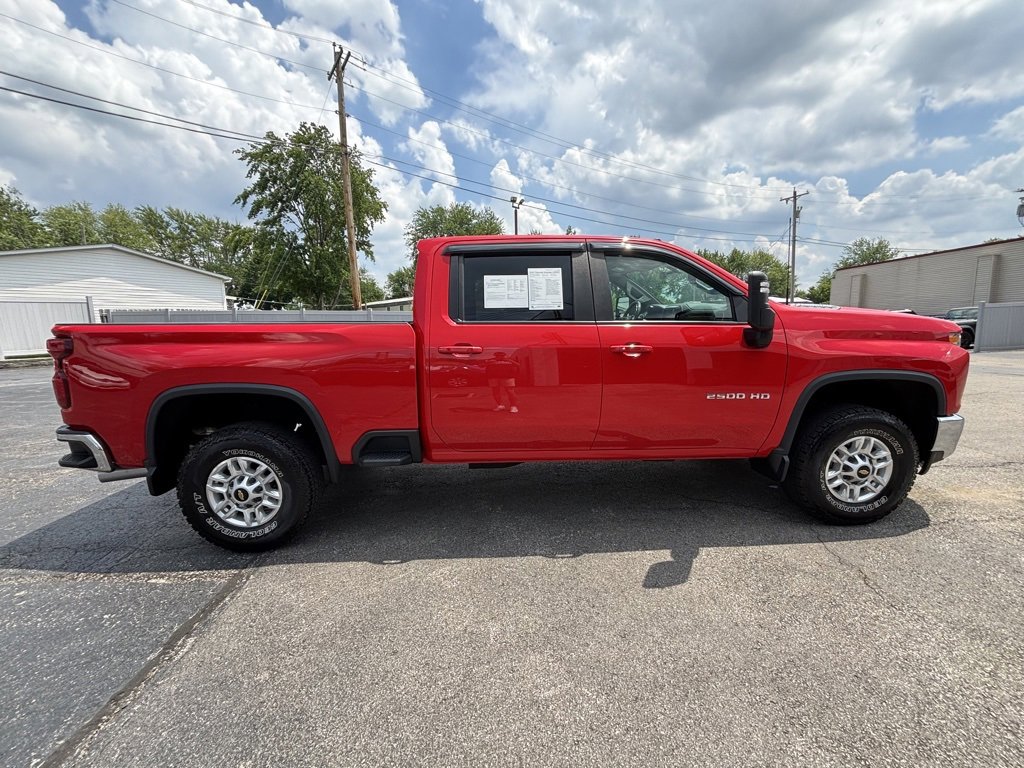 Used 2022 Chevrolet Silverado 2500 LT w/ Convenience Package image 28