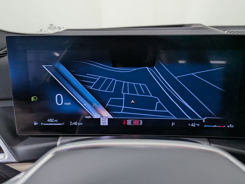 Used 2025 BMW 330i xDrive Sedan w/ M Sport Package image 33