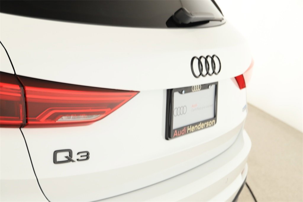 Certified 2025 Audi Q3 2.0T Premium Plus w/ Premium Plus Package image 31