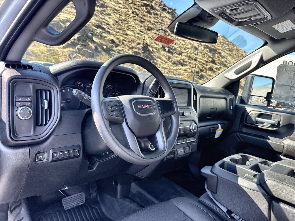 New 2026 GMC Sierra 2500 Pro w/ Convenience Package RWD image 2