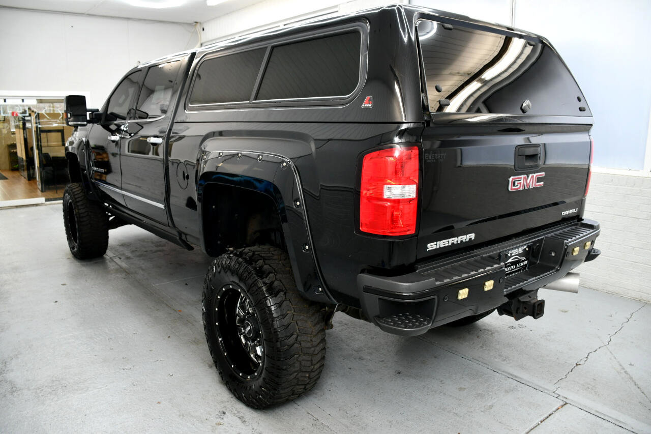 Used 2017 GMC Sierra 2500 Denali w/ Duramax Plus Package image 2
