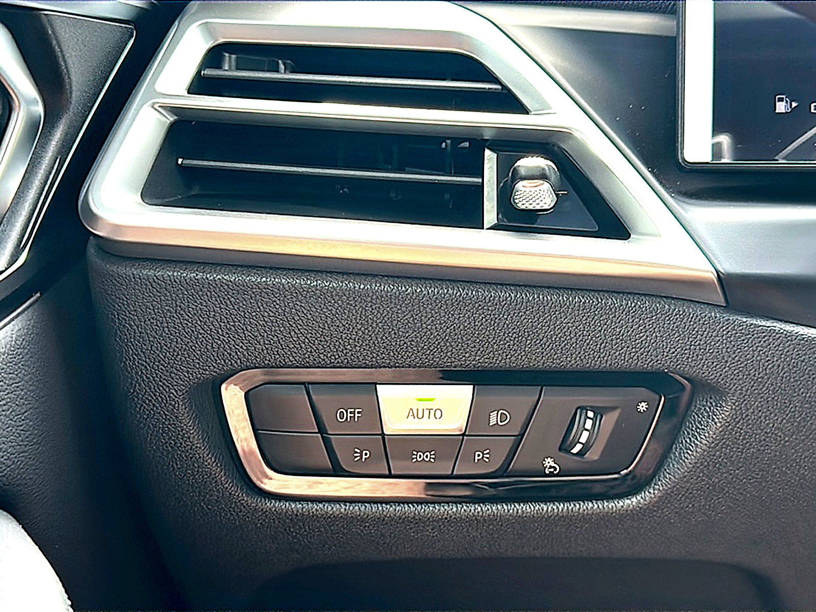 New 2026 BMW M440i Coupe w/ Premium Package image 25