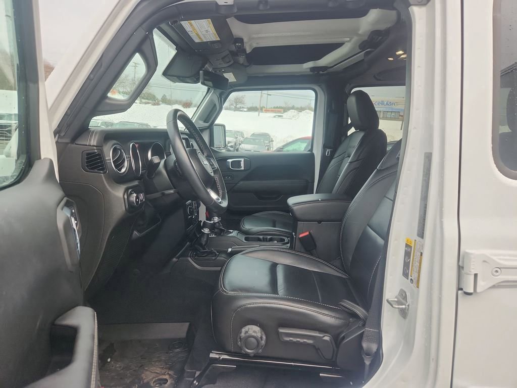 Used 2021 Jeep Wrangler Unlimited Sahara image 9