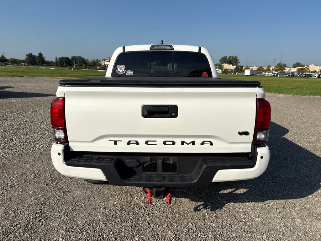 Used 2019 Toyota Tacoma TRD Sport w/ Technology Package AWD/4WD image 9