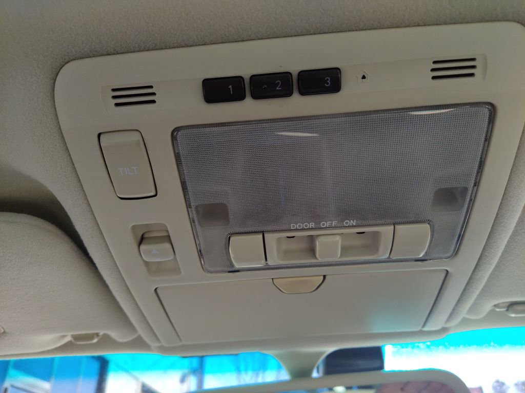 Used 2003 Lexus LS 430 RWD image 28
