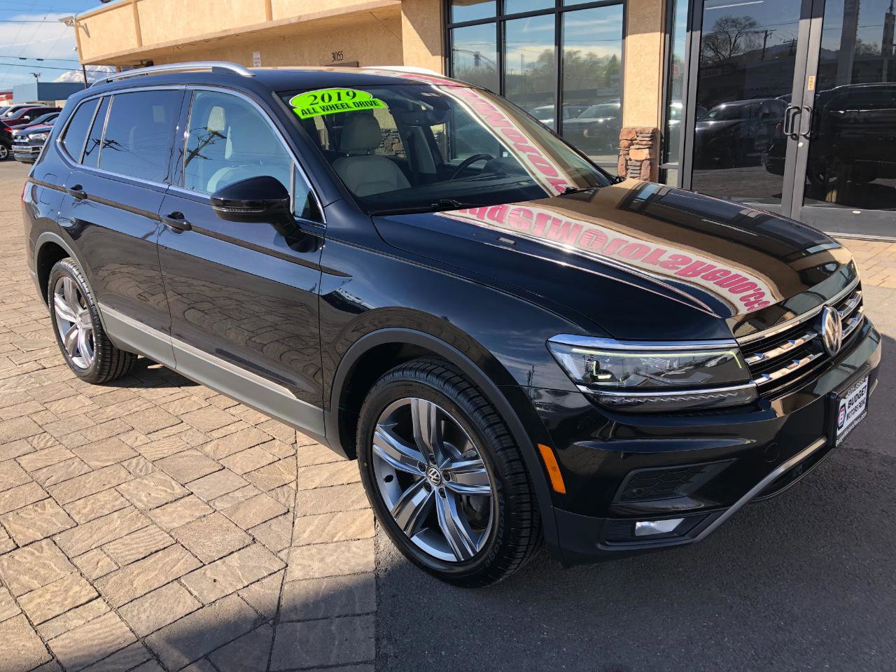 Used 2019 Volkswagen Tiguan SEL Premium image 7