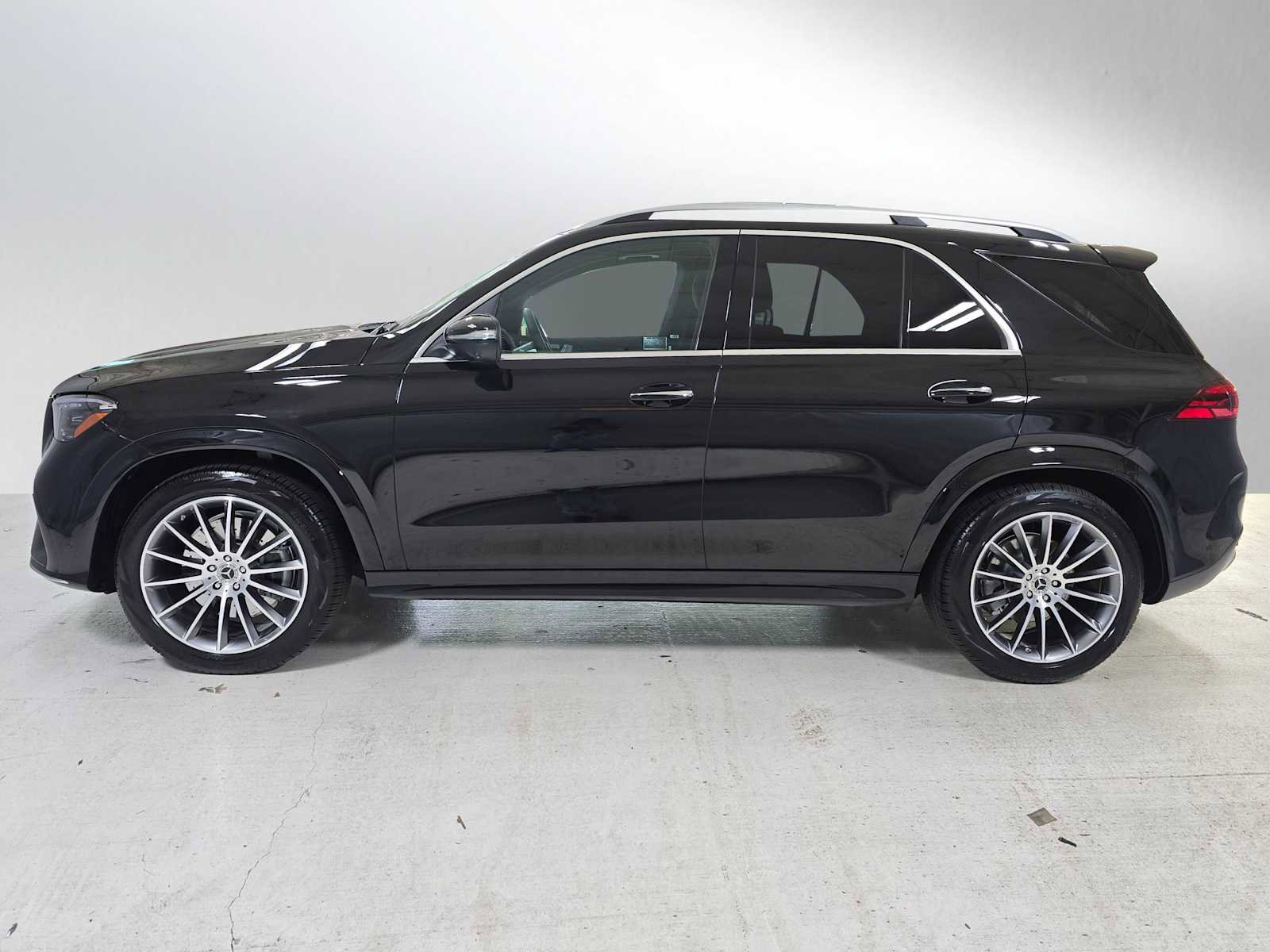 Used 2026 Mercedes-Benz GLE 580 4MATIC image 6