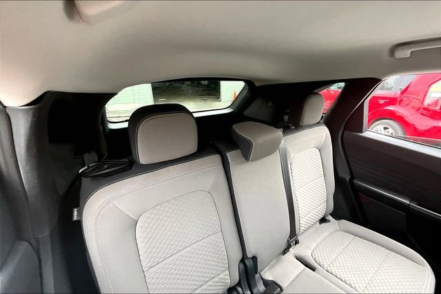 Used 2021 Ford Escape SE image 30