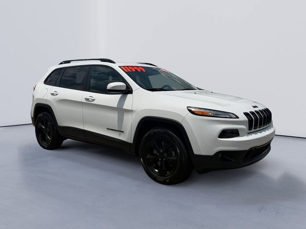 Used 2015 Jeep Cherokee Latitude w/ Comfort/Convenience Group AWD/4WD video 1