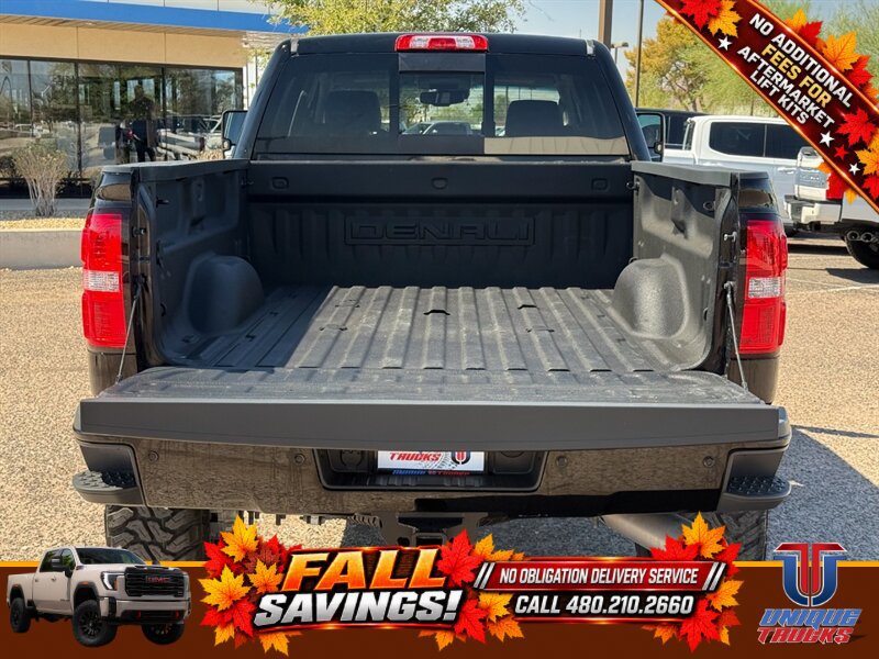 Used 2019 GMC Sierra 2500 Denali w/ Duramax Plus Package AWD/4WD image 7