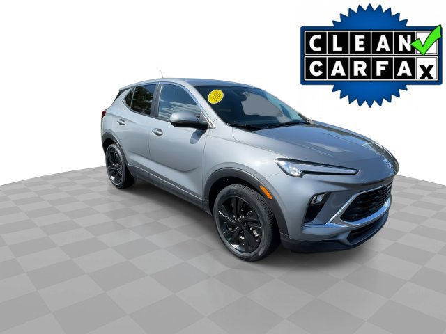 Used 2024 Buick Encore GX Preferred w/ Comfort Package FWD image 2