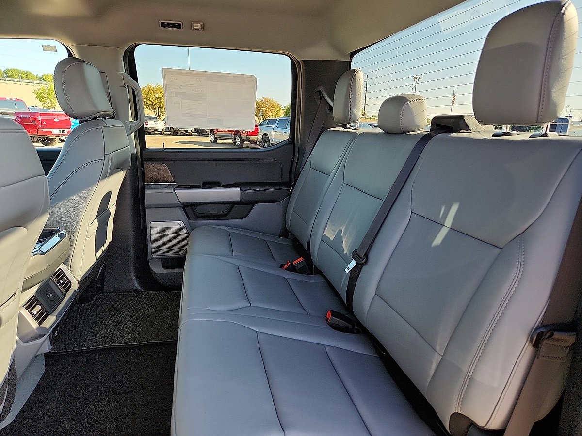 New 2025 Ford F150 Lightning Flash AWD/4WD image 5