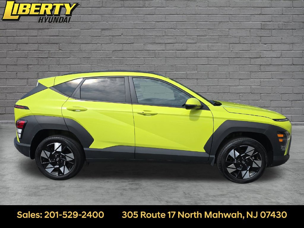 Certified 2024 Hyundai Kona SEL AWD/4WD image 8