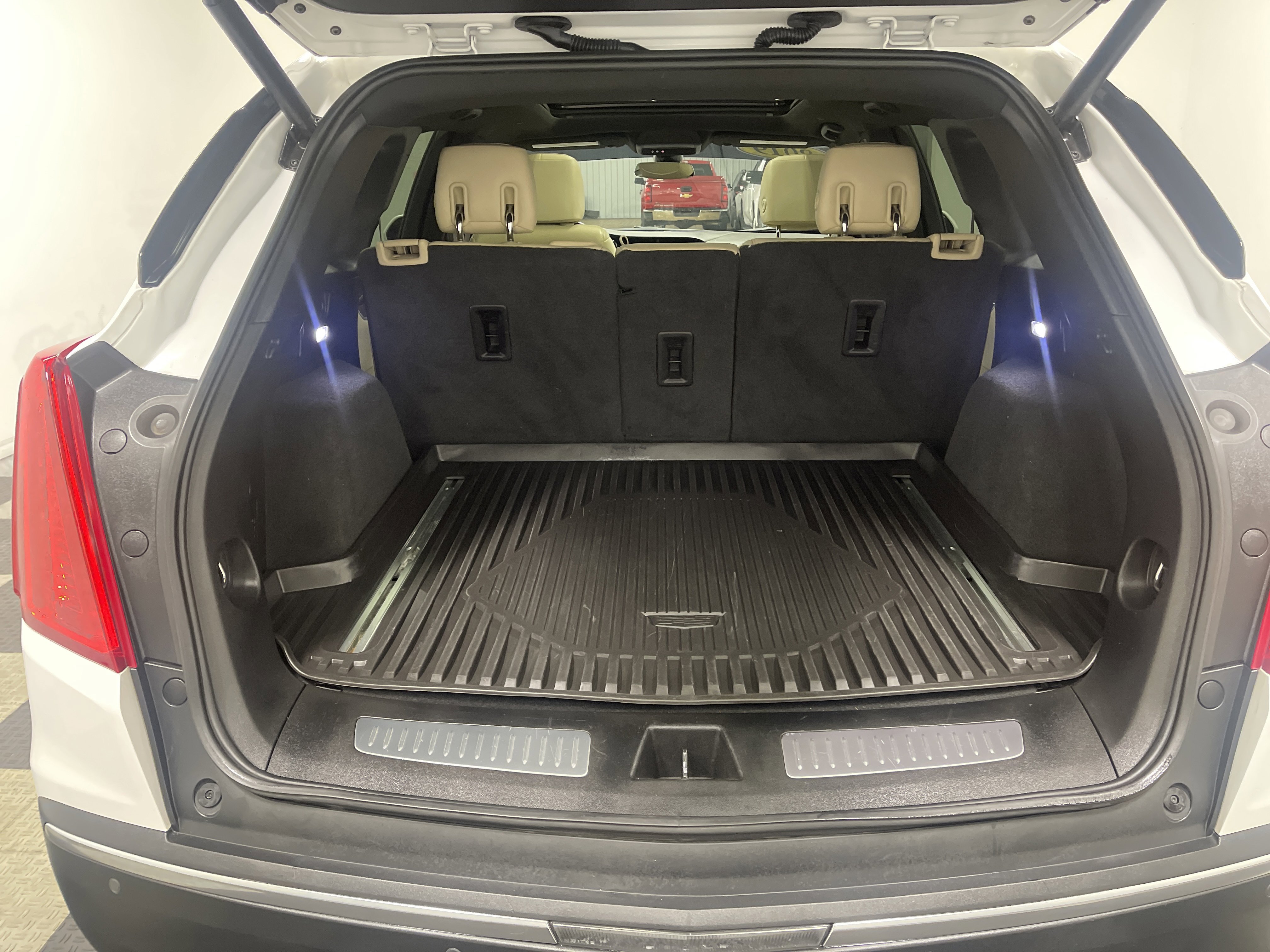 Used 2019 Cadillac XT5 Luxury image 18