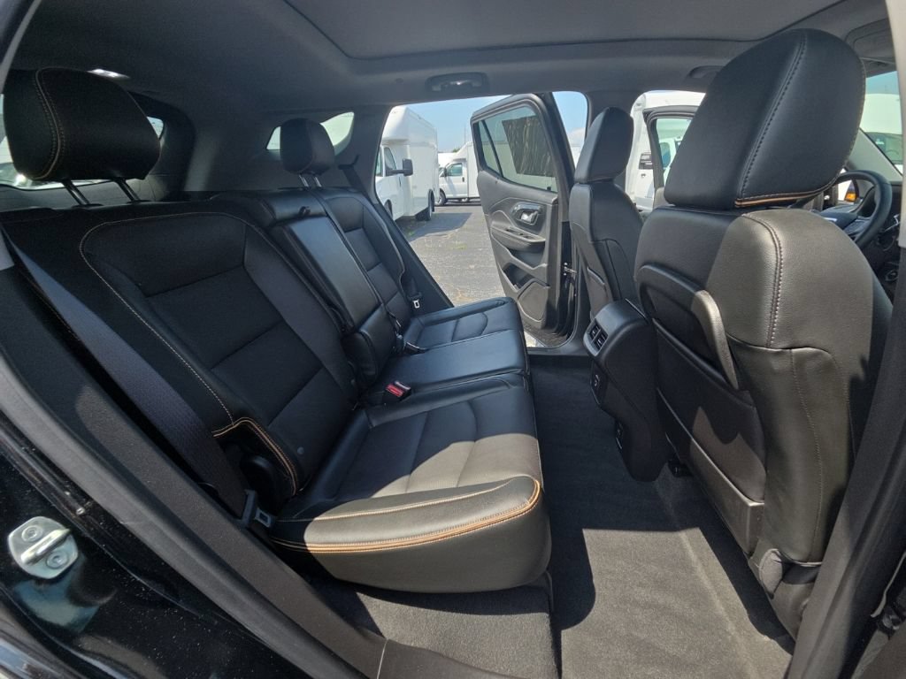 Used 2023 GMC Terrain AT4 w/ Tech Package AWD/4WD image 29