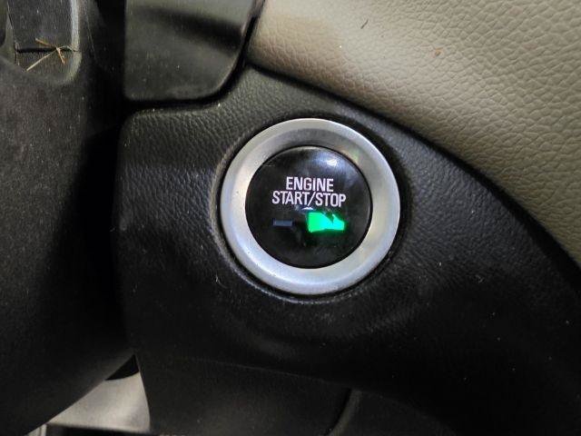 Used 2018 Chevrolet Equinox LS FWD image 23