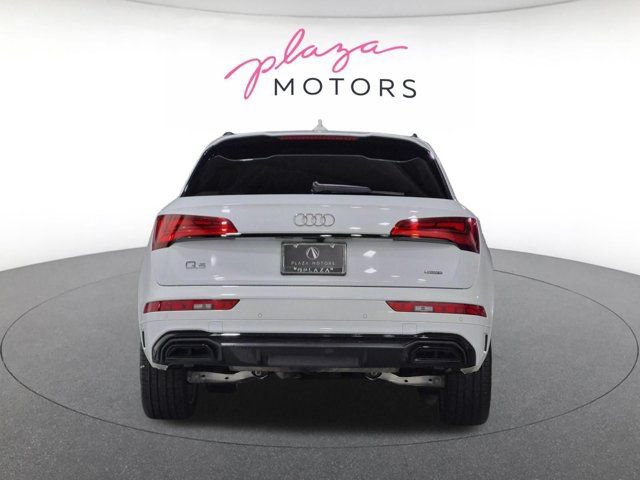 Certified 2025 Audi Q5 2.0T Premium w/ Convenience Plus Package AWD/4WD image 6
