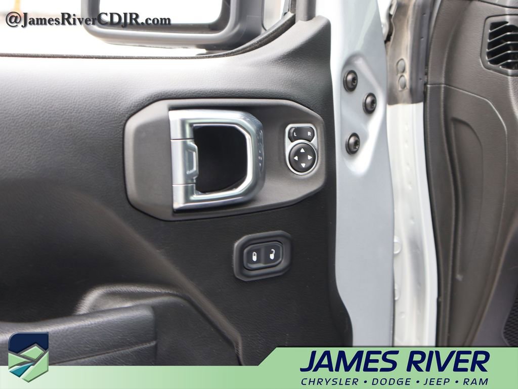 Used 2023 Jeep Wrangler Unlimited w/ Cold Weather Group AWD/4WD image 21
