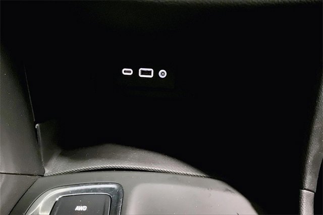 Used 2021 Chevrolet Equinox LT image 24