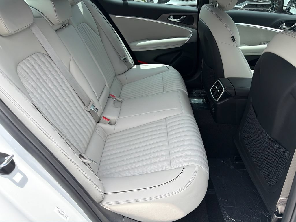 New 2026 Genesis G70 3.3T Sport Prestige RWD image 17