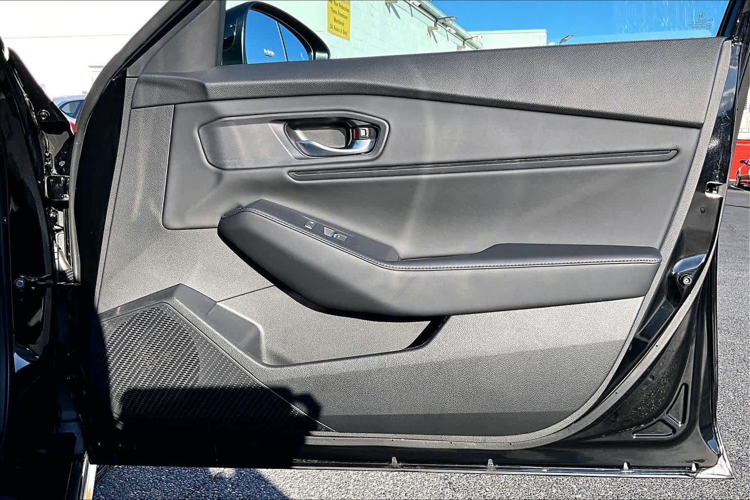 Used 2025 Honda Accord Sport image 23