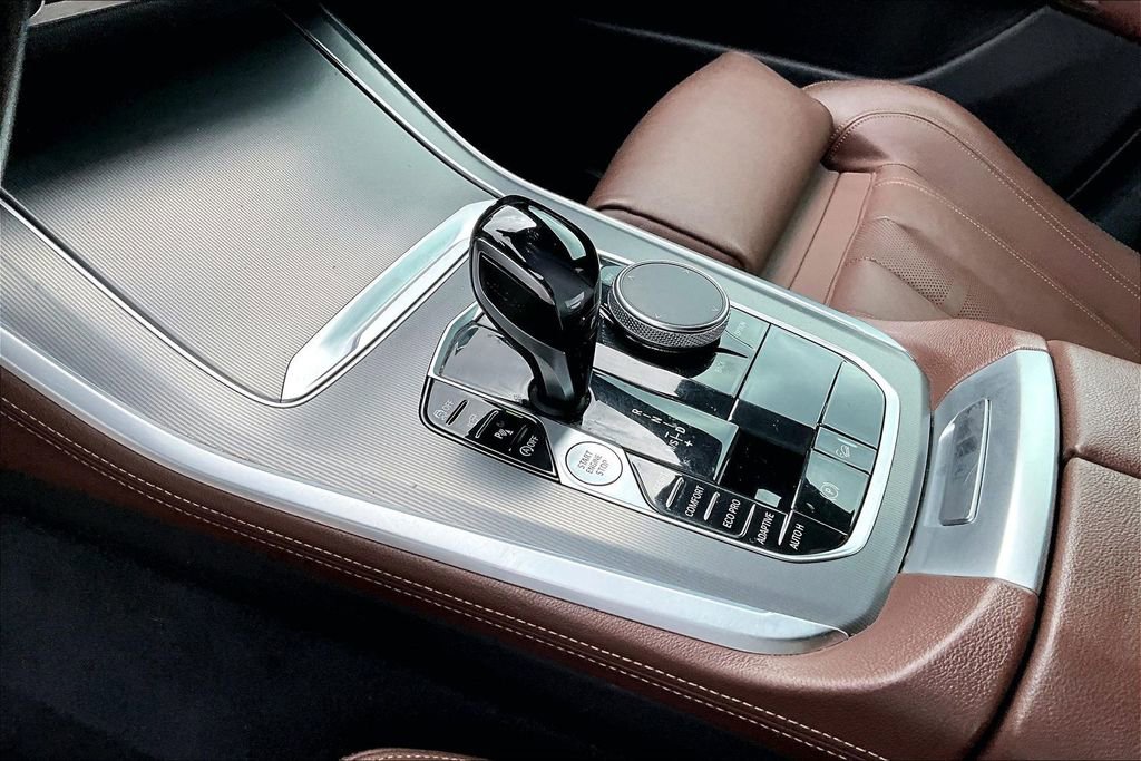 Used 2019 BMW X5 xDrive40i w/ Premium Package 2 AWD/4WD image 12