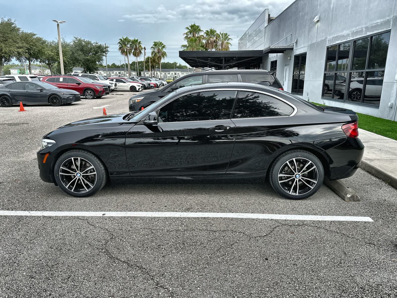 Used 2020 BMW 230i xDrive Coupe w/ Premium Package AWD/4WD image 4