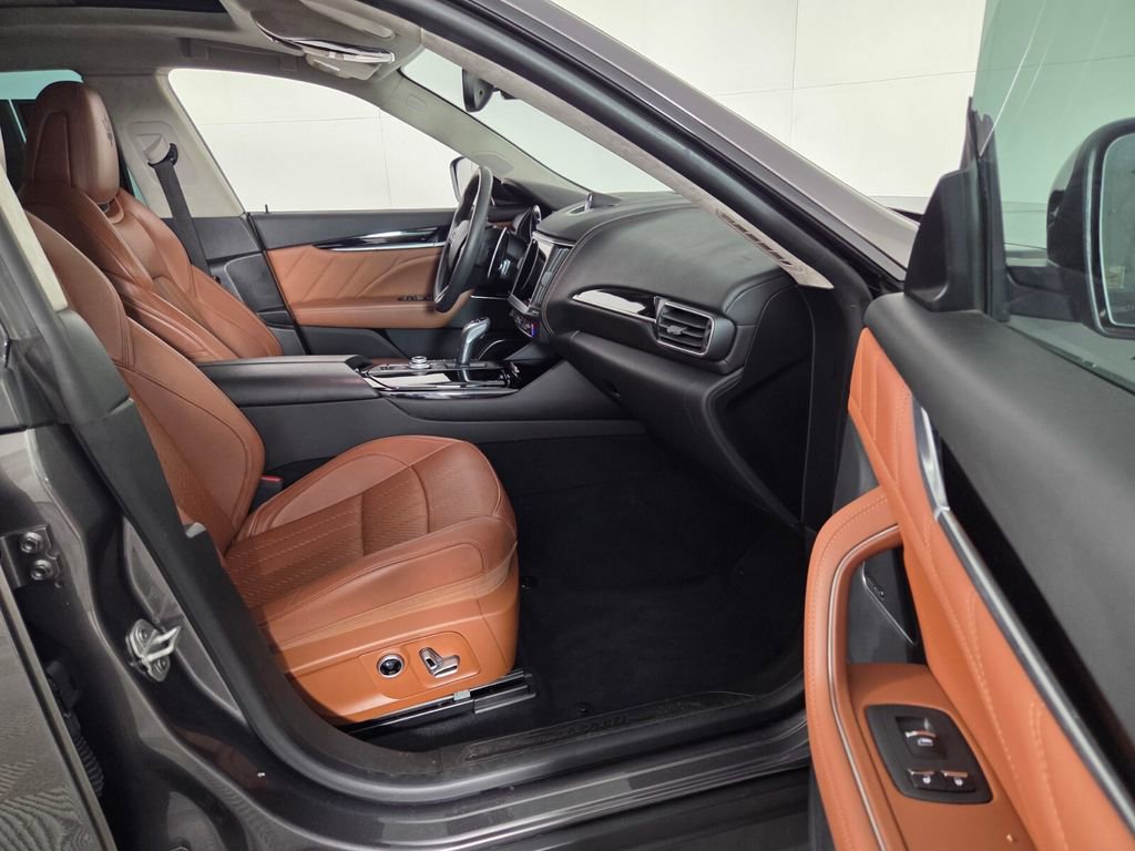 Used 2022 Maserati Levante Modena image 29
