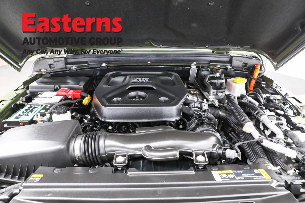 Used 2023 Jeep Wrangler Unlimited w/ Cold Weather Group image 7