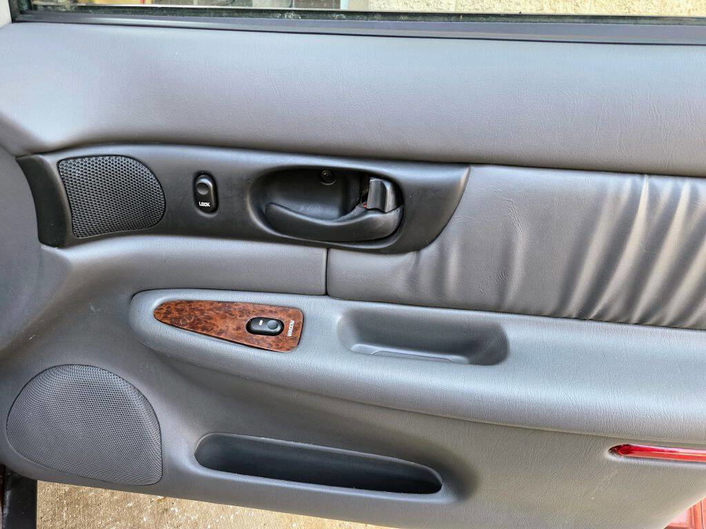 Used 2002 Buick Regal GS image 14