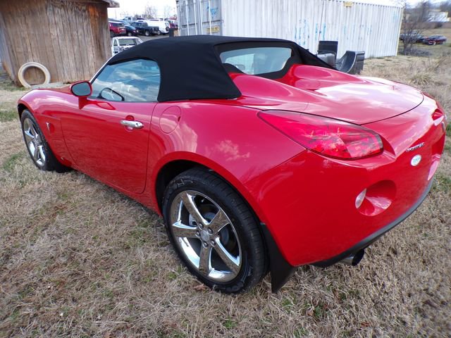 Used 2007 Pontiac Solstice GXP w/ Premium Package image 3