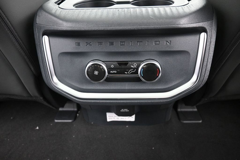 New 2026 Ford Expedition Active RWD image 12