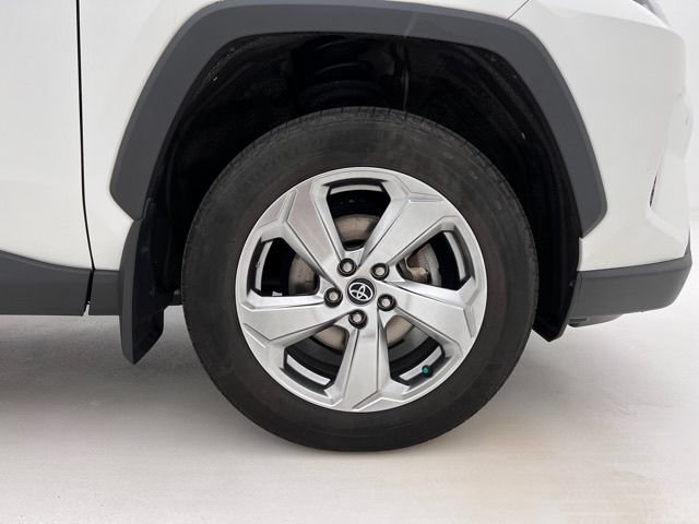 Used 2020 Toyota RAV4 Limited AWD/4WD image 33