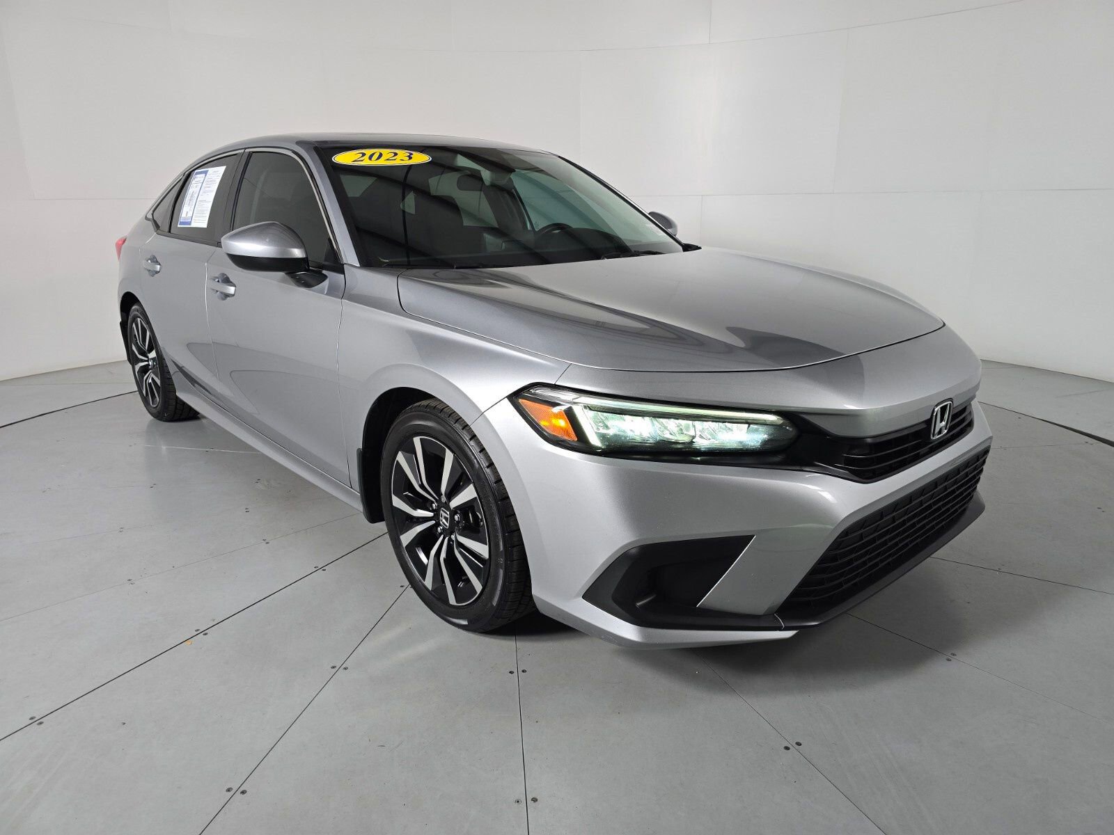 Used 2023 Honda Civic EX image 7