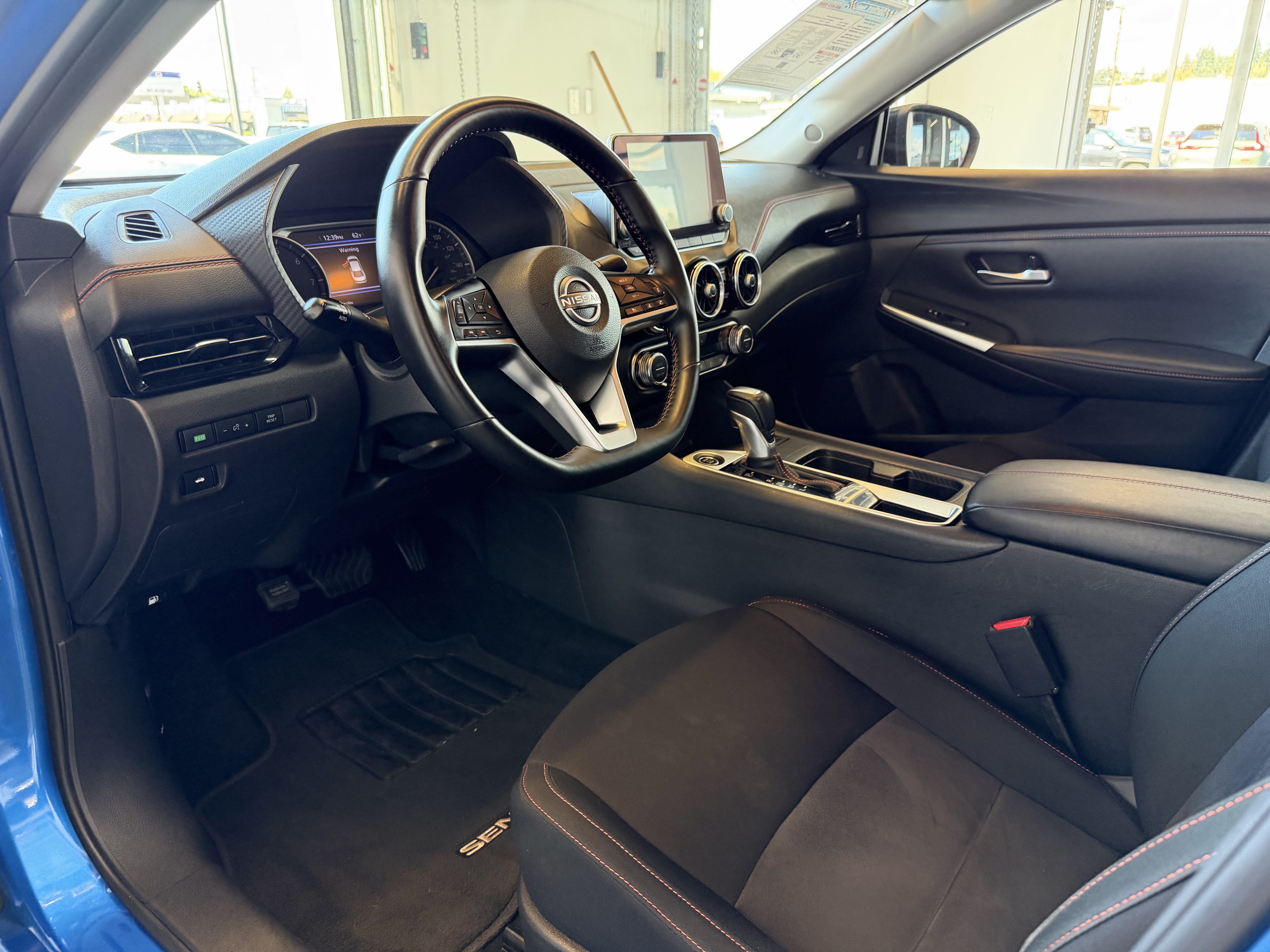 Used 2025 Nissan Sentra SR FWD image 7