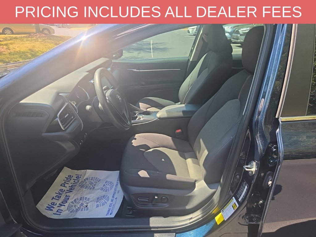Certified 2020 Toyota Camry LE FWD image 6