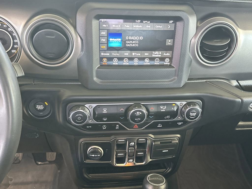 Used 2023 Jeep Gladiator Willys image 24