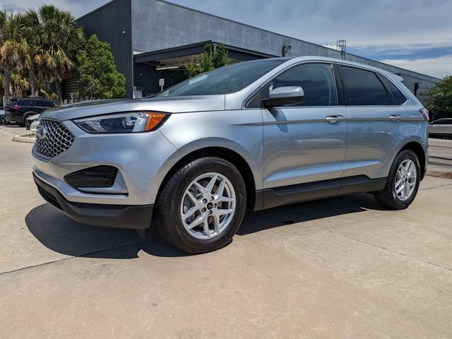 Used 2024 Ford Edge SEL AWD/4WD image 10