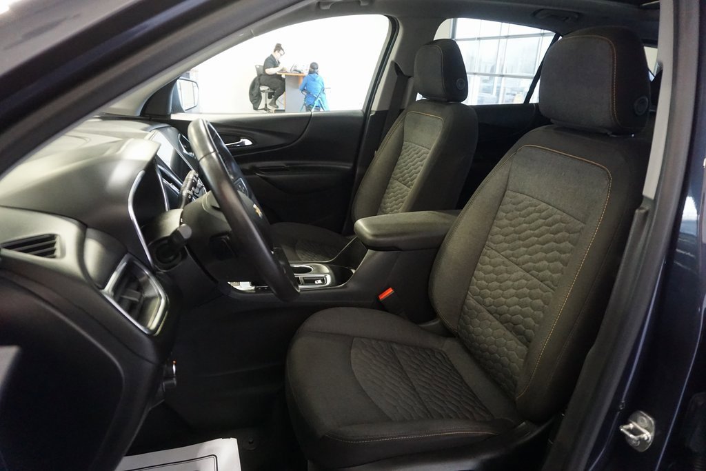 Used 2018 Chevrolet Equinox LT w/ Sun & Infotainment Package image 20