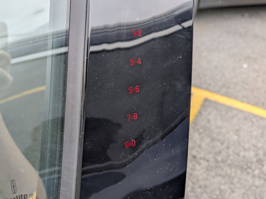 Used 2018 Lincoln MKX Reserve w/ Lincoln MKX Climate Package image 27