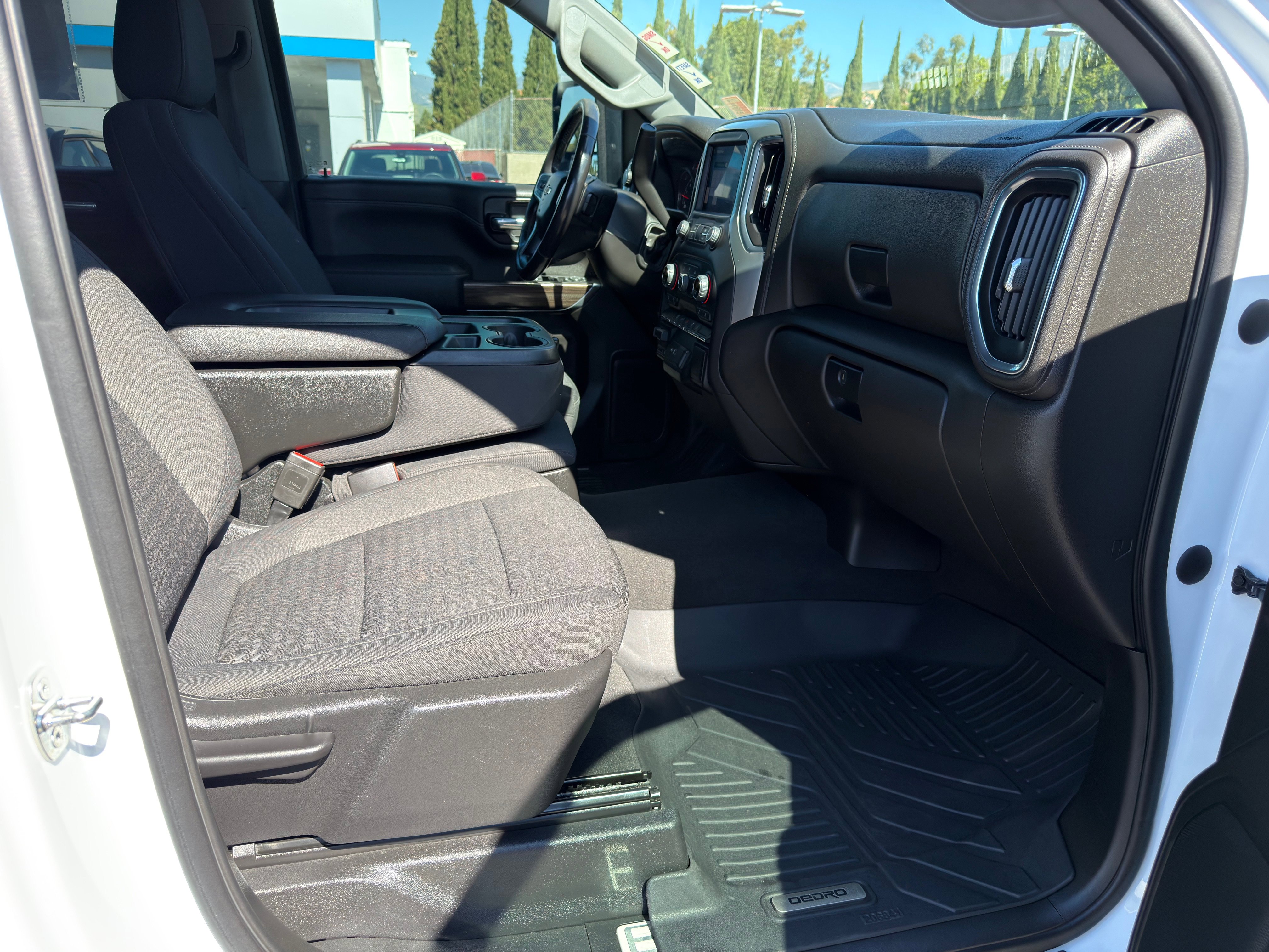 Used 2022 Chevrolet Silverado 2500 LT w/ Convenience Package image 10