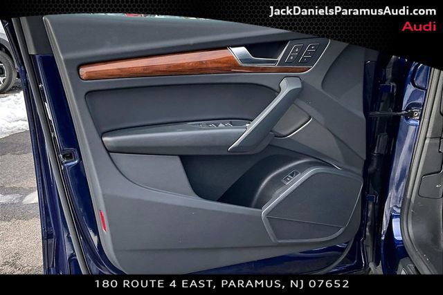 Used 2023 Audi Q5 2.0T Premium w/ Convenience Package image 15